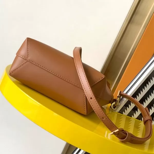 MINI TOY SHOPPING SAINT LAURENT IN BOX LEATHER - Image 5