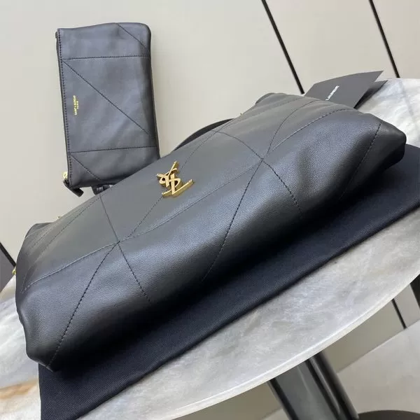 YSL JAMIE 4.3 POCHON in lambskin - Image 5