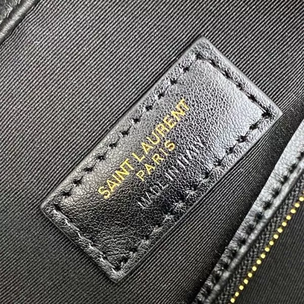 YSL JAMIE 4.3 POCHON in lambskin - Image 7