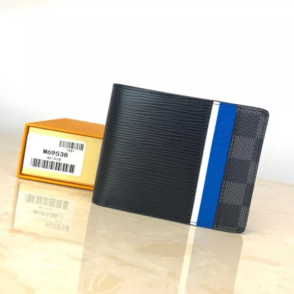 LV Multiple Wallet - Image 7