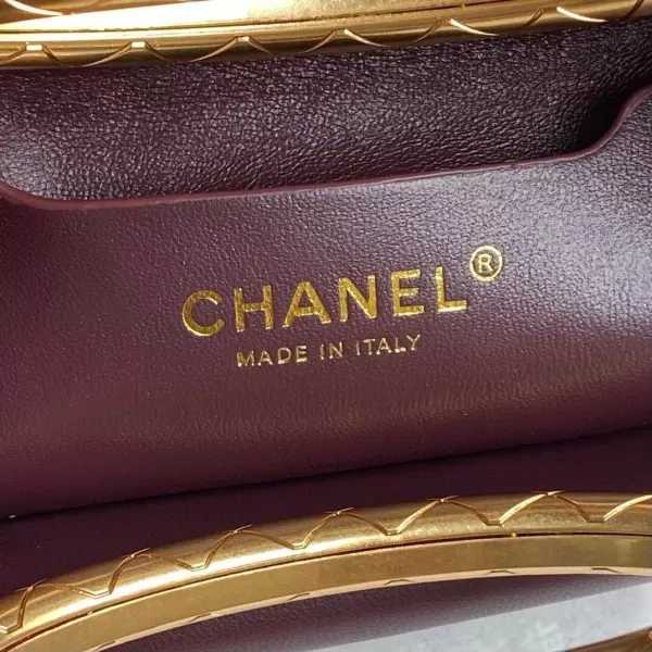 Chanel Clutch(high-end grade) - Image 7