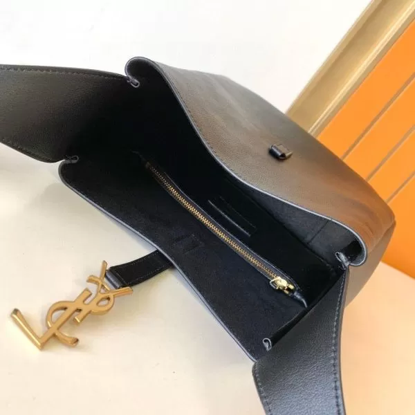 YSL LE 5 ? 7 supple SMALL IN GRAINED LEATHER - Image 8