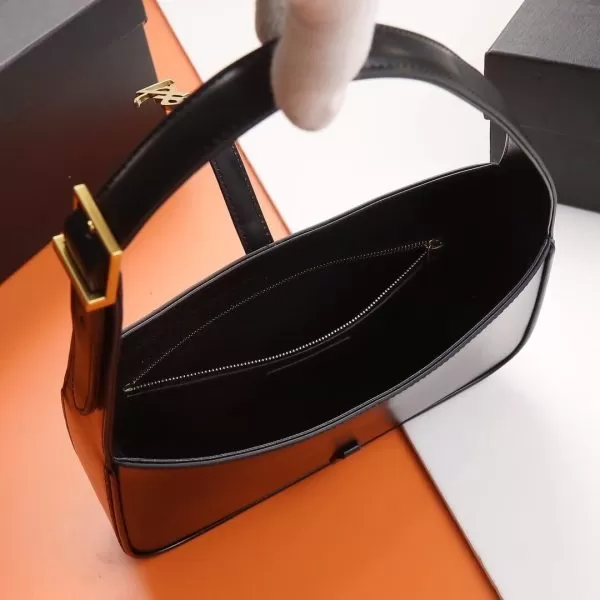 YSL LE 5 ? 7 bag in smooth leather - Image 8